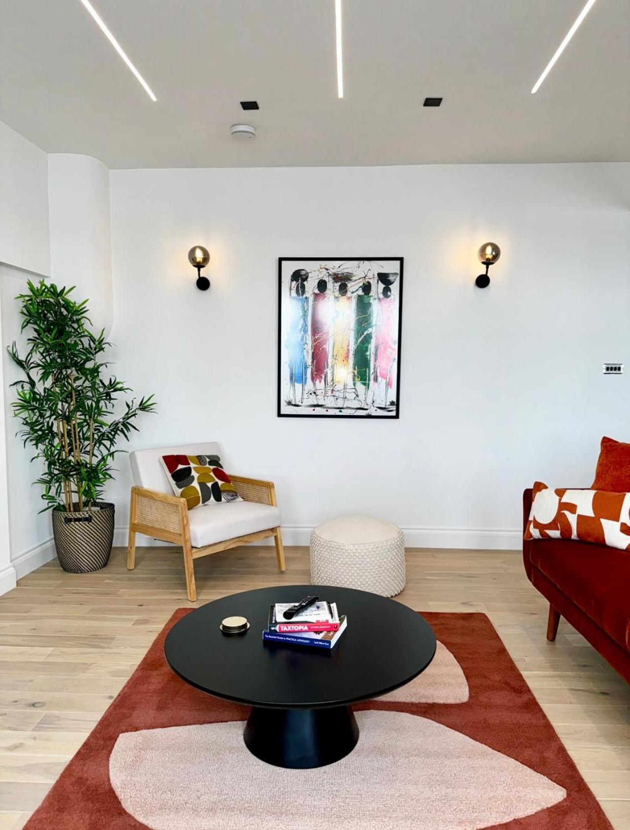 Newly Refurbished W/ River Views Londra Esterno foto